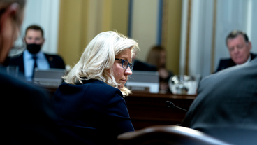 StoryGraph Biggest Story 2021-12-15 -- liz cheney (15), text messages (14), rep liz (11), investigating 6 (9), in criminal contempt (9)